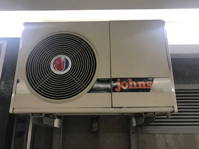 Split Johnson