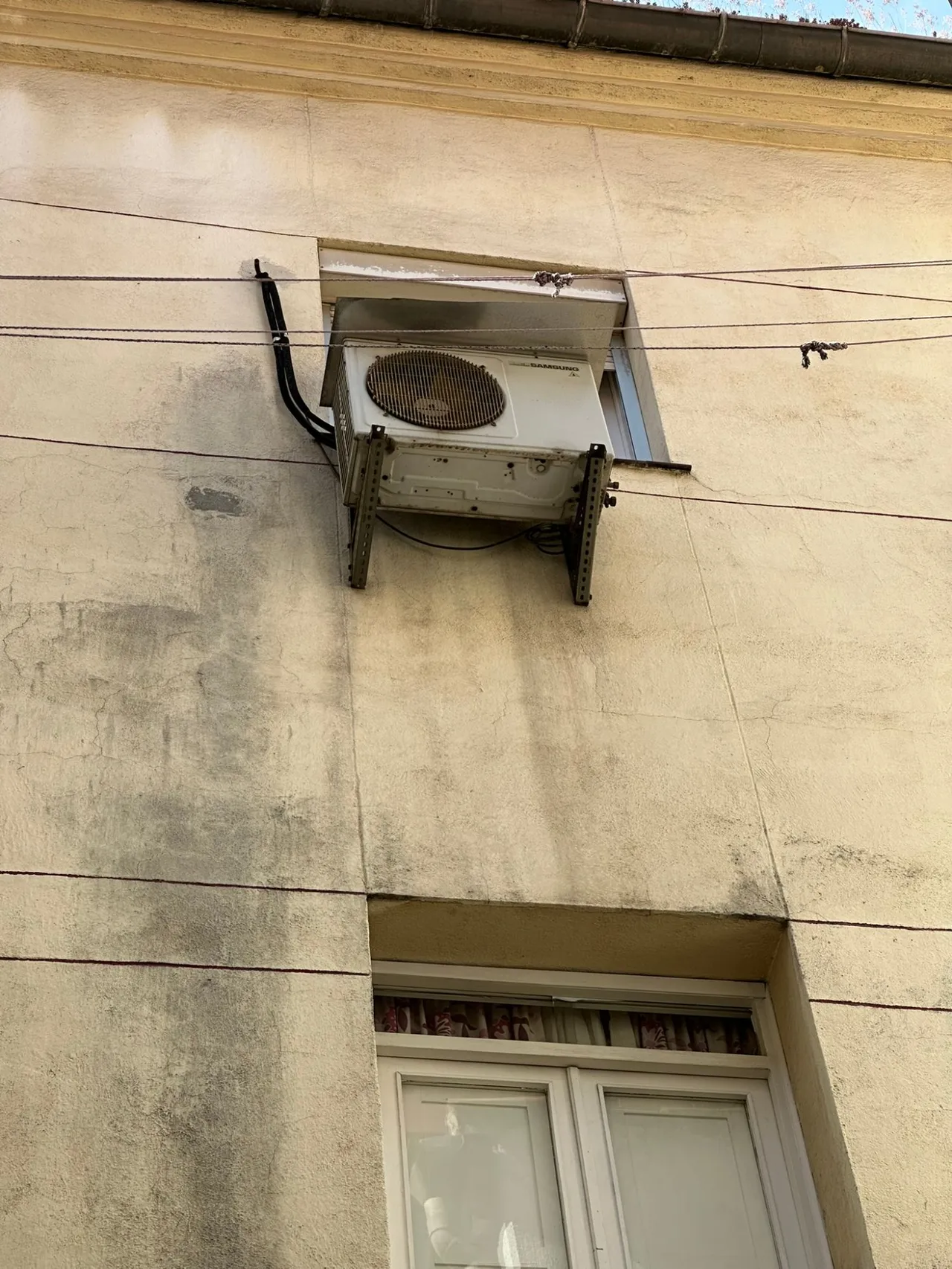 Samsung (unidad exterior) — foto 1